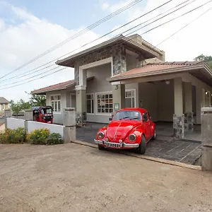 Vista House Проживание в семье Канди