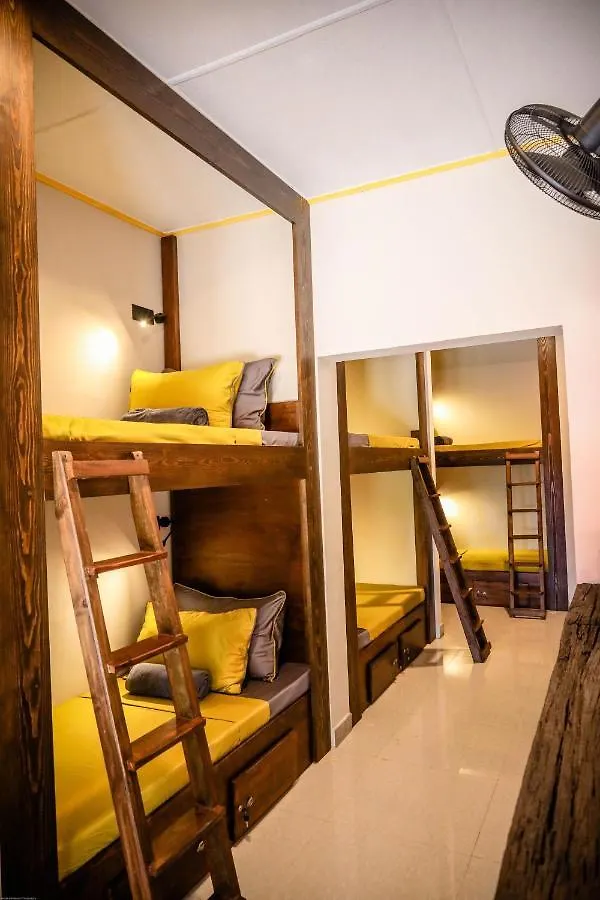 Banana Bunks Kandy Hostel